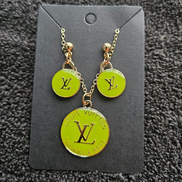 Trunks & Bags Charm Pendant and Earring Set - Picture 1 of 2